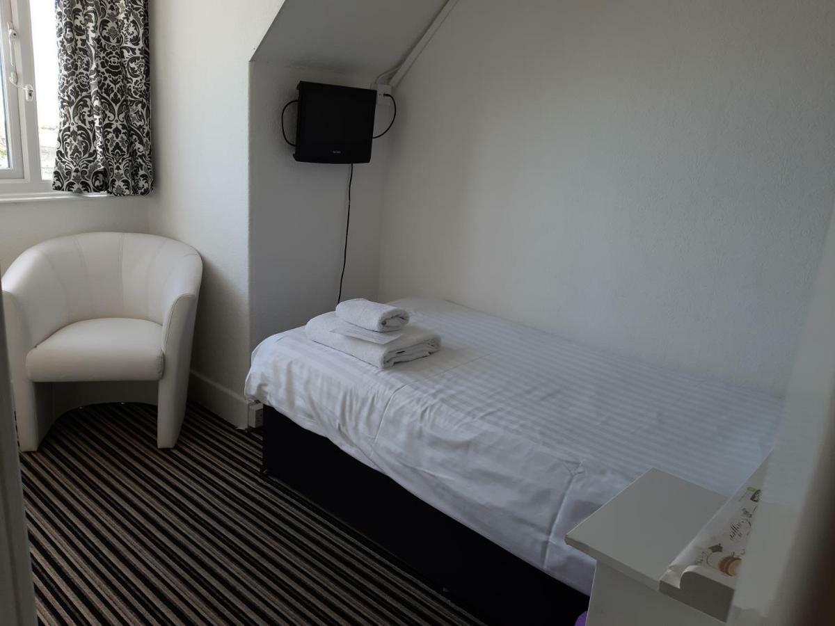 סקגנס North Parade Seafront Accommodation מראה חיצוני תמונה